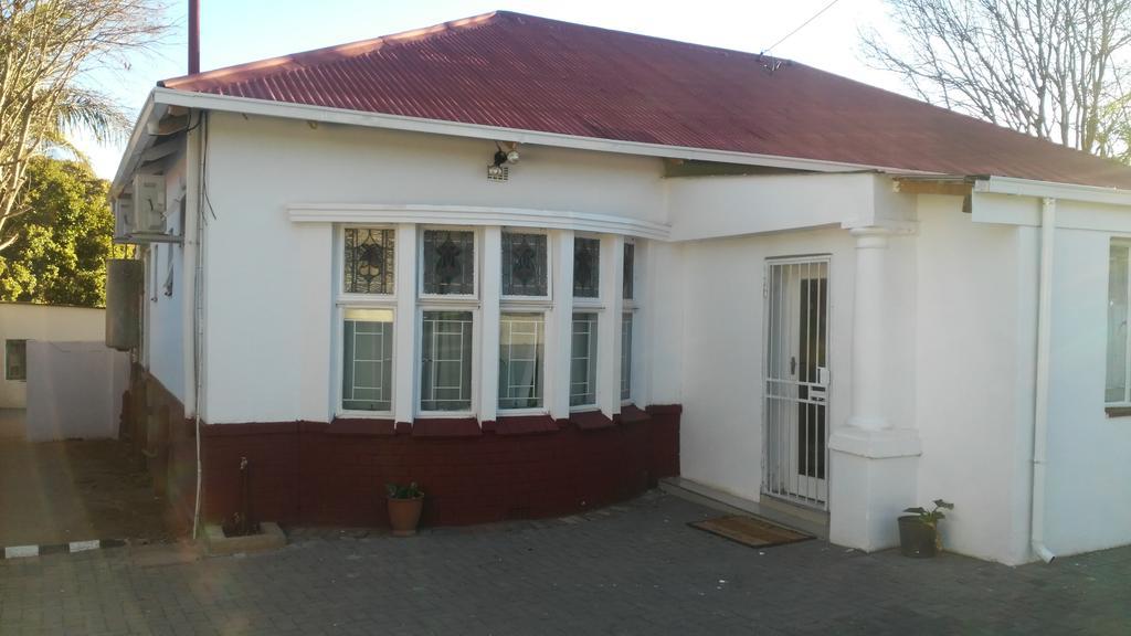 Valley Guest House Pretoria-Noord エクステリア 写真
