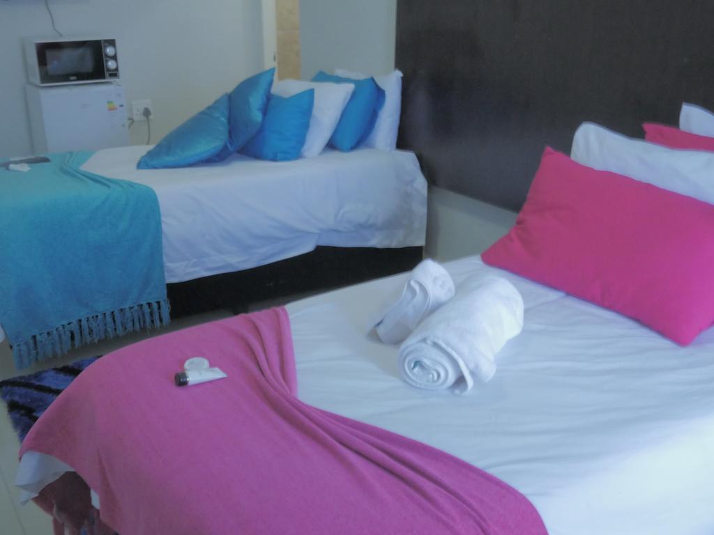 Valley Guest House Pretoria-Noord エクステリア 写真