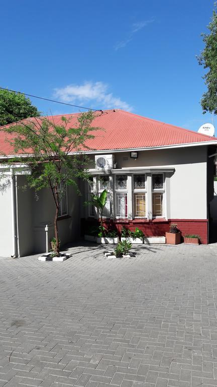 Valley Guest House Pretoria-Noord エクステリア 写真