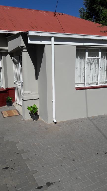 Valley Guest House Pretoria-Noord エクステリア 写真