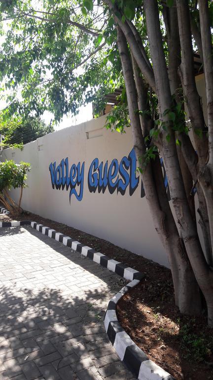 Valley Guest House Pretoria-Noord エクステリア 写真