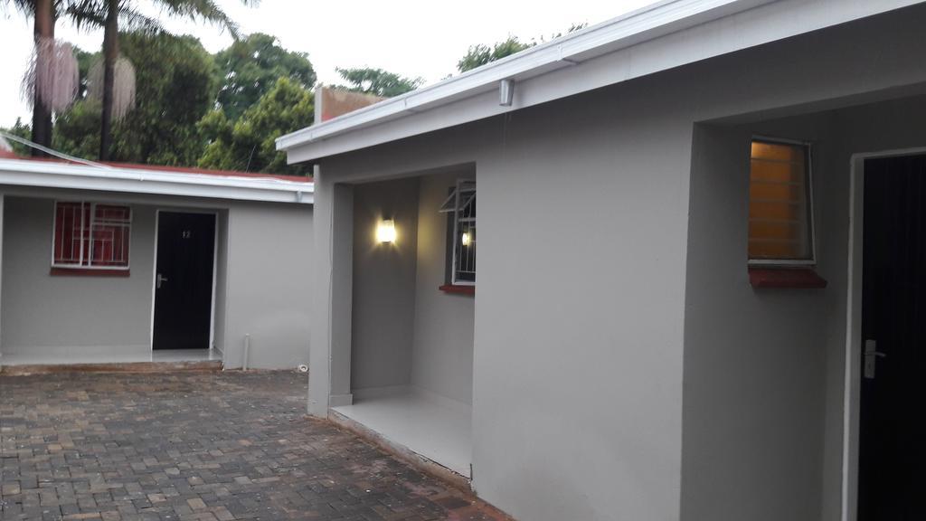 Valley Guest House Pretoria-Noord エクステリア 写真